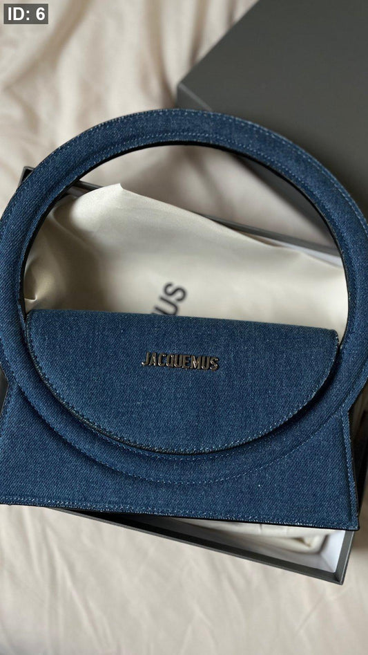 شنطة - JACQUEMUS le Sac Rond / شامل علبة الشركة