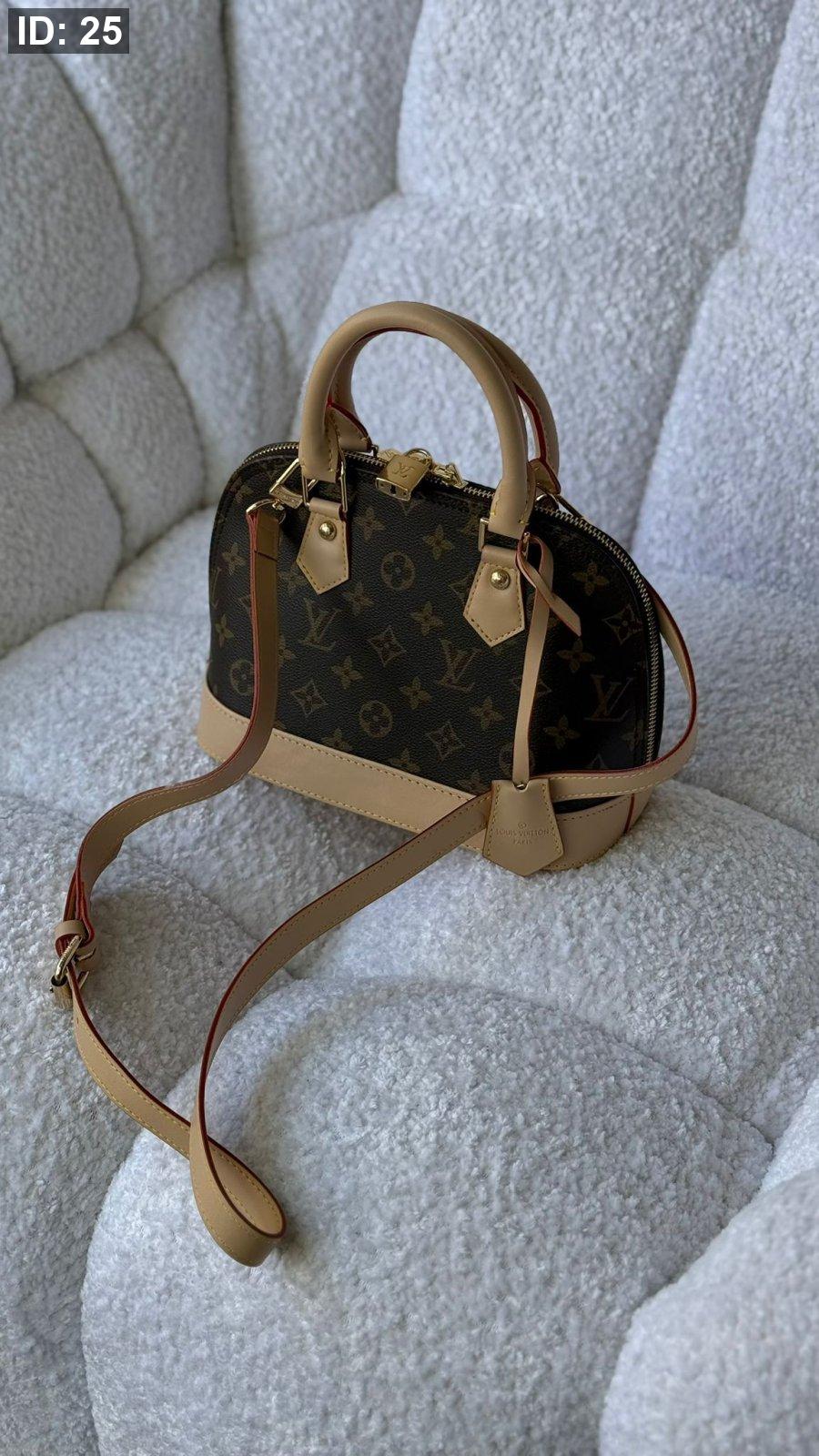 شنطة هرمي - LOUIS VUITTON / شامل علبة كوبي ماستر مع قفل ومفتاح