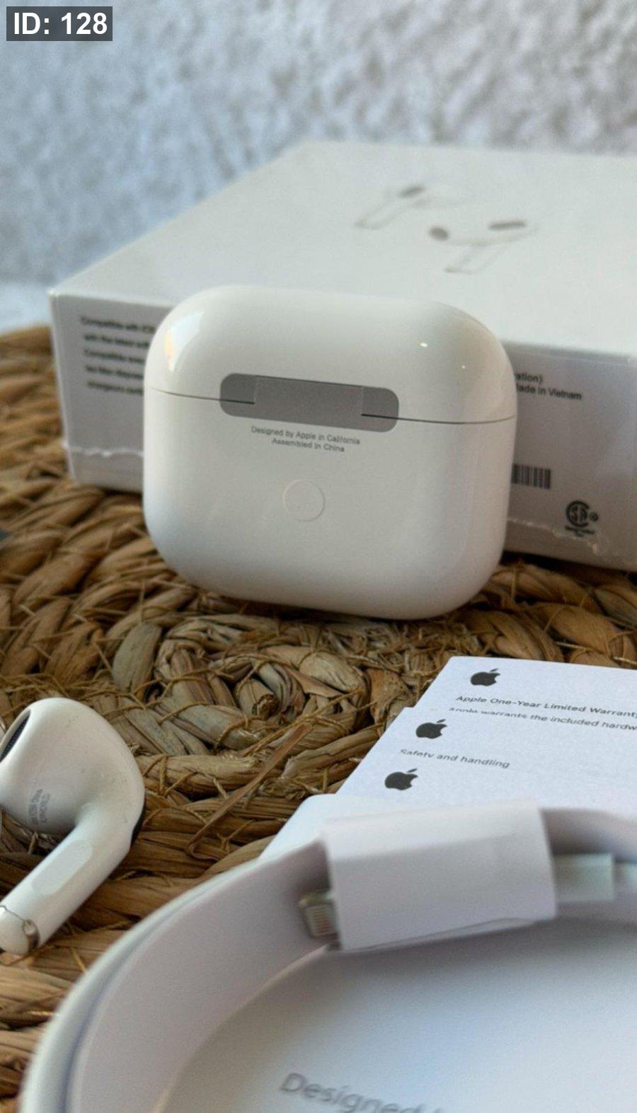 AIRPODS 3 كواليتي ماستر مختوم / مع كل سماعة بيت حماية هدية