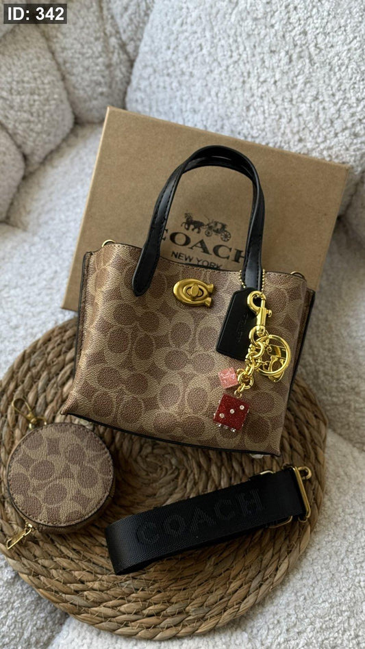 شنطة - Coach willow tote bag 18 / شامل علبة كواليتي ماستر