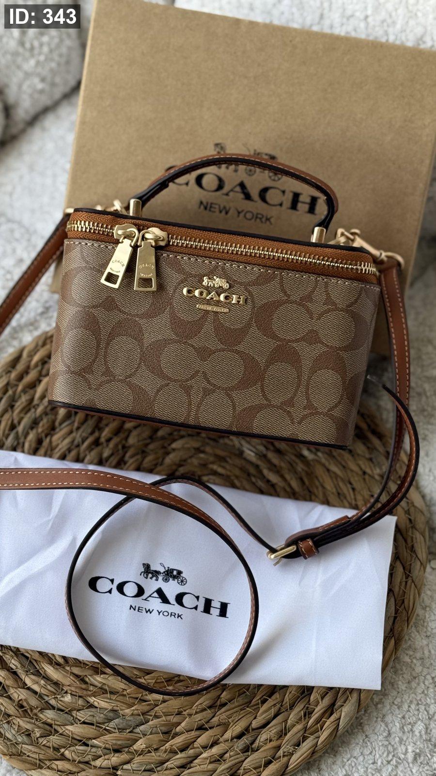 شنطة - Coach vanity case bag / شامل علبة وكيس الشركة كواليتي ماااستر