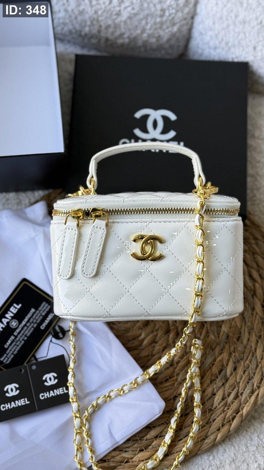 شنطة - Chanel vanity case bag / شامل علبة