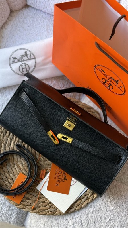شنطة - Hermes kelly cut clutch swift / شامل كيس الشركة كواليتي ماستر