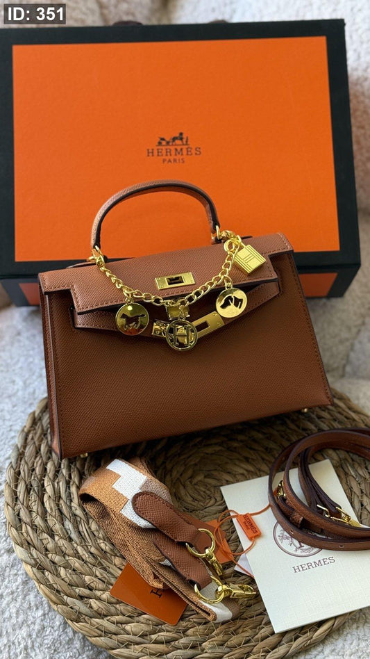 شنطة - Hermes mini kelly 20 / شامل علبة كواليتي ماستر