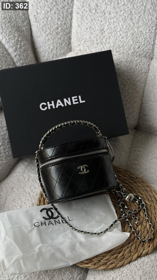شنطة - chanel makeup bag Cylinder كواليتي ماستر