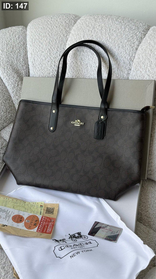 شنطة -coach reversible tote / شامل بوكس كواليتي ماستر