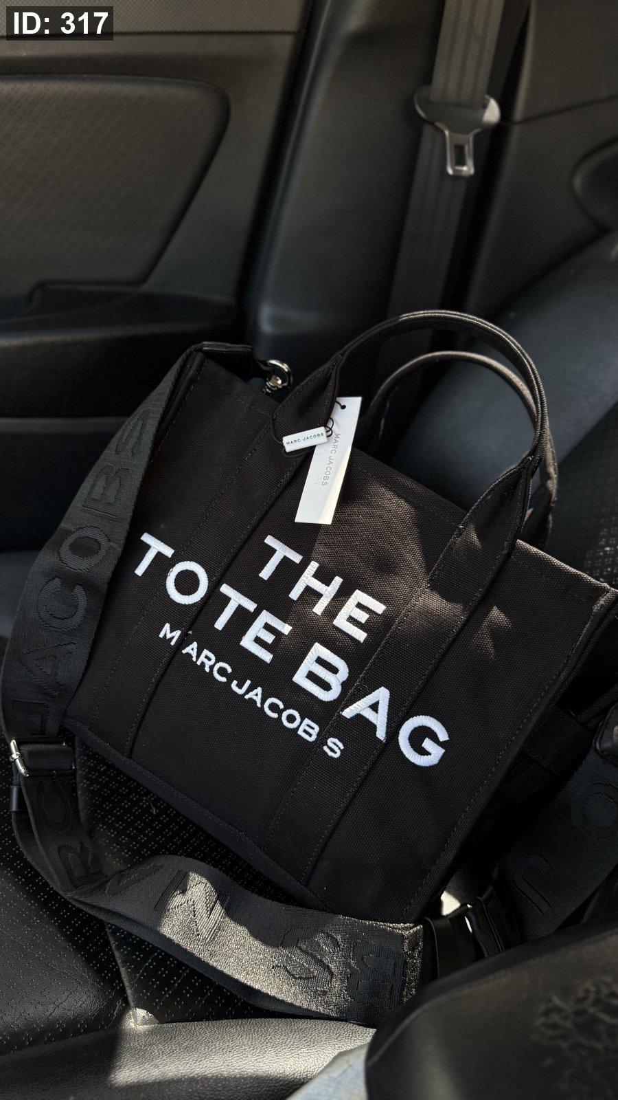 شنطة - MARC JACOBS MEDIUM SIZE قاعدة 30 سم