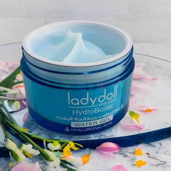 كريم مرطب ومعالج للبشرة من LADY DOLL