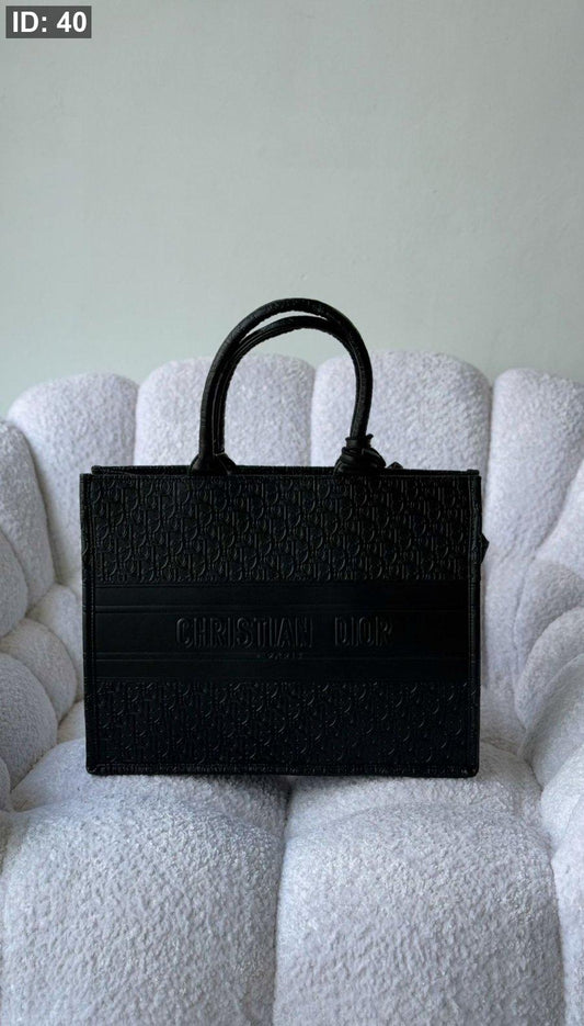 شنطة - DIOR / توت باج
