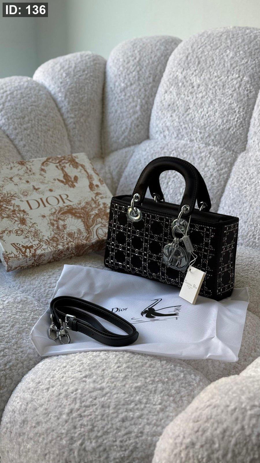 شنطة - Lady Dior زرقون