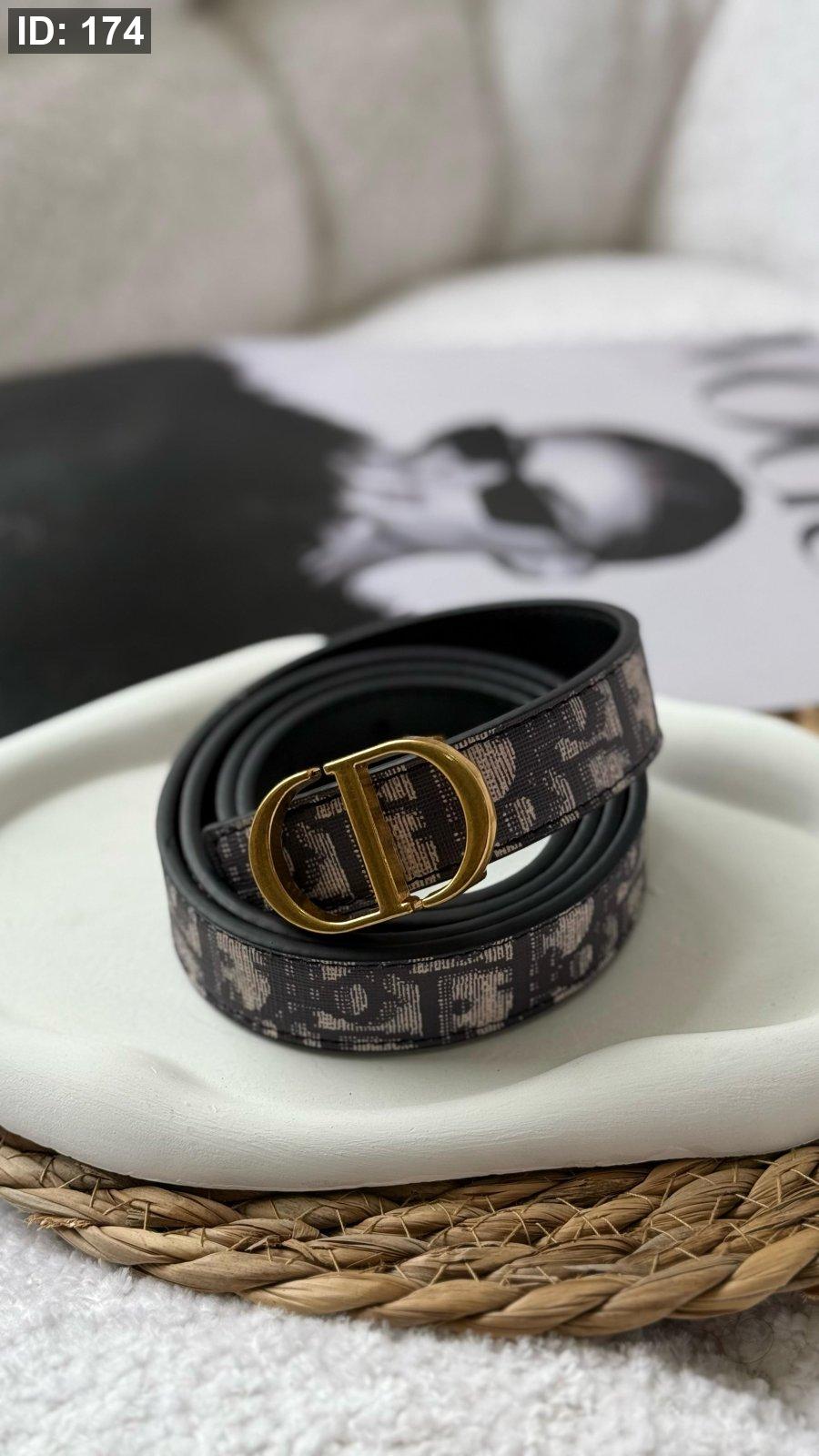 قشاط ماركة DIOR