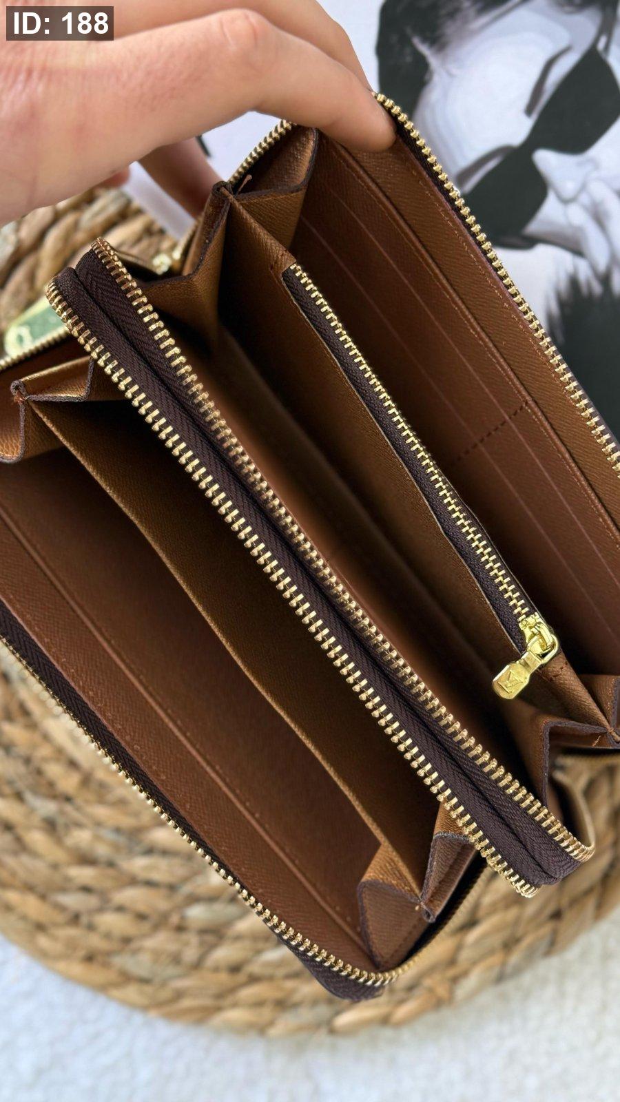 جزدان - Louis Vuitton كبير / سحابين كواليتي ماستر