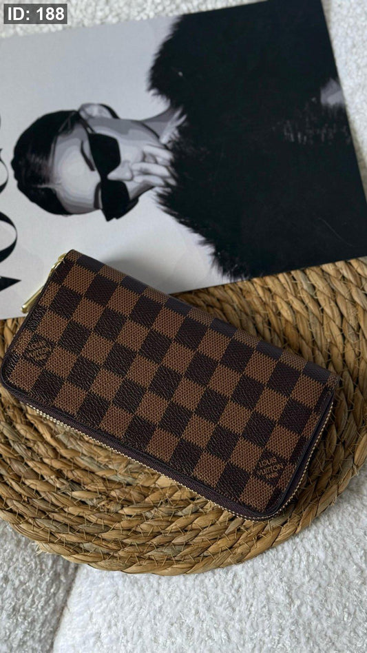 جزدان - Louis Vuitton كبير / سحابين كواليتي ماستر