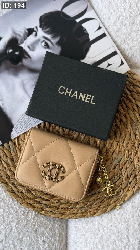 جزدان - CHANEL صغير/ شامل علبة كواليتي ماستر