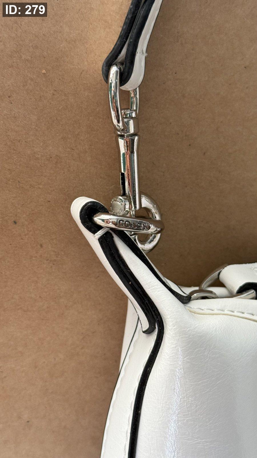 شنطة - Coach Juliet Shoulder