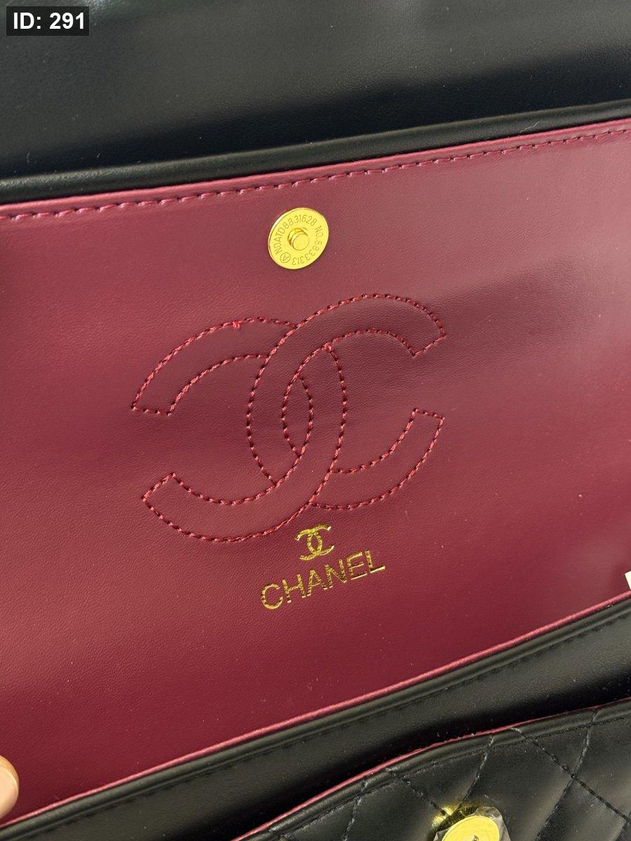 شنطة - CHANEL CLASSIC / شامل علبة