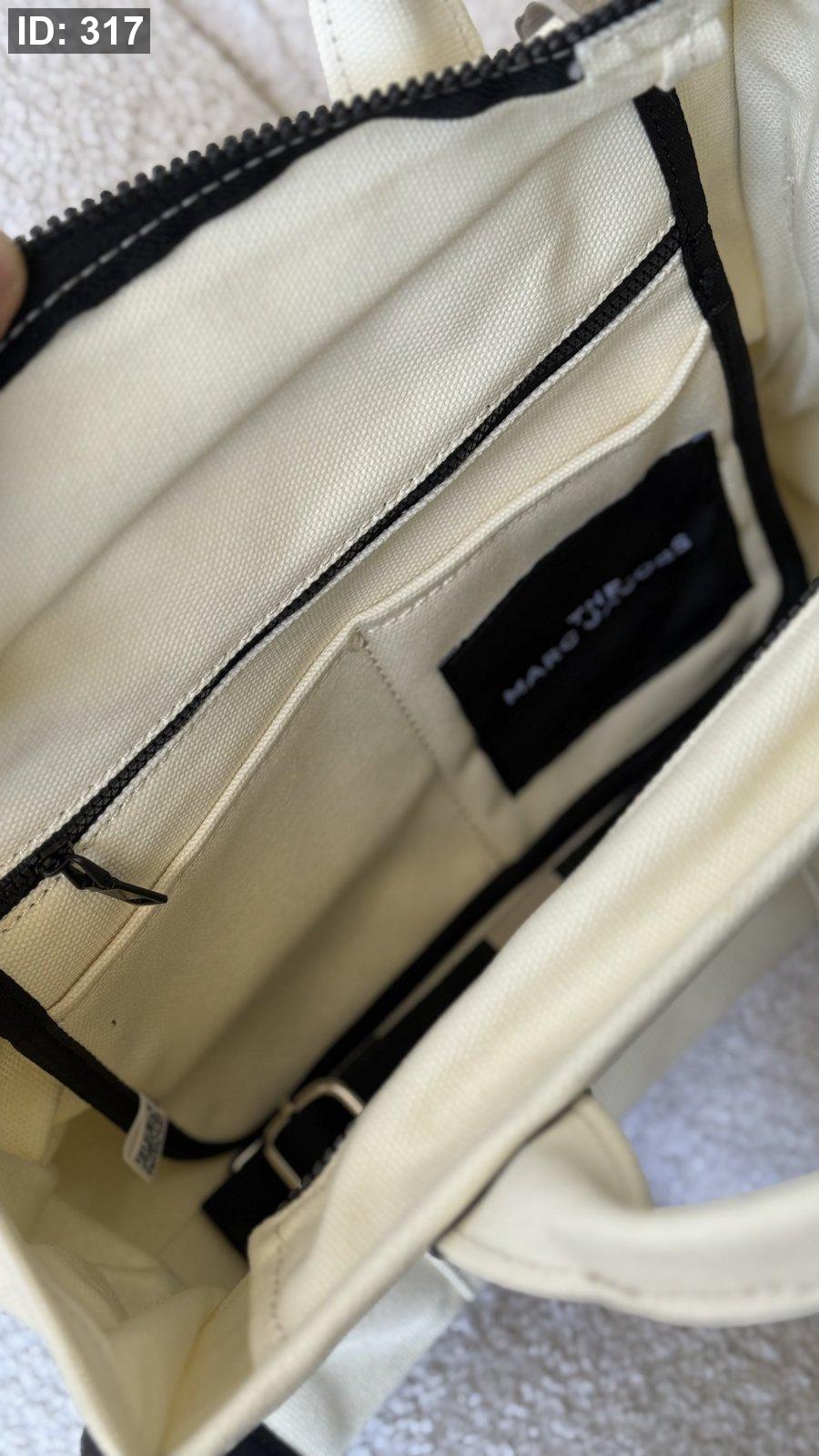 شنطة - MARC JACOBS MEDIUM SIZE قاعدة 30 سم