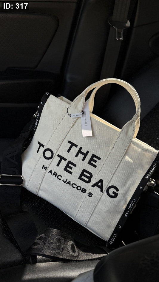 شنطة - MARC JACOBS MEDIUM SIZE قاعدة 30 سم