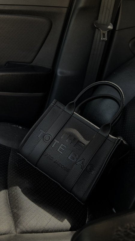 شنطة - Mini MARC JACOBS قاعدة 25 سم