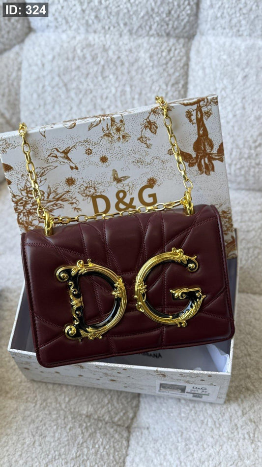 شنطة - Dolce & Gabbana DG Girls / شامل علبة كواليتي ماستر