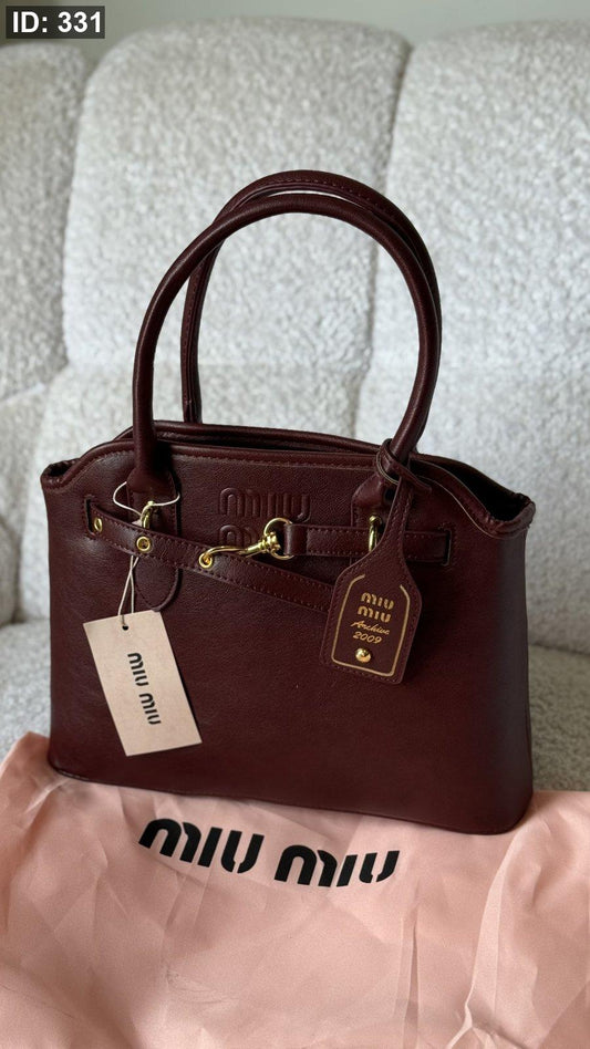 شنطة - Miu Miu Aventure nappa leather bag كواليتي ماستر - قاعدة 30 cm