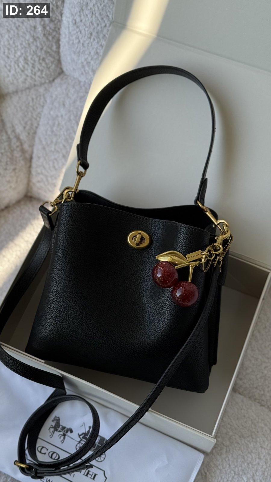 شنطة / Coach Charlie Bucket Bag