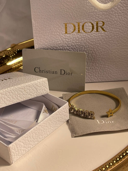اسوارة Dior / شامل البكج